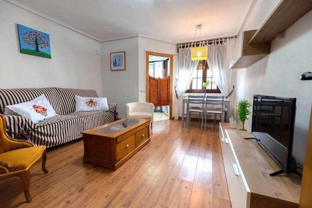 El Apartamentin De Lastres Dış mekan fotoğraf